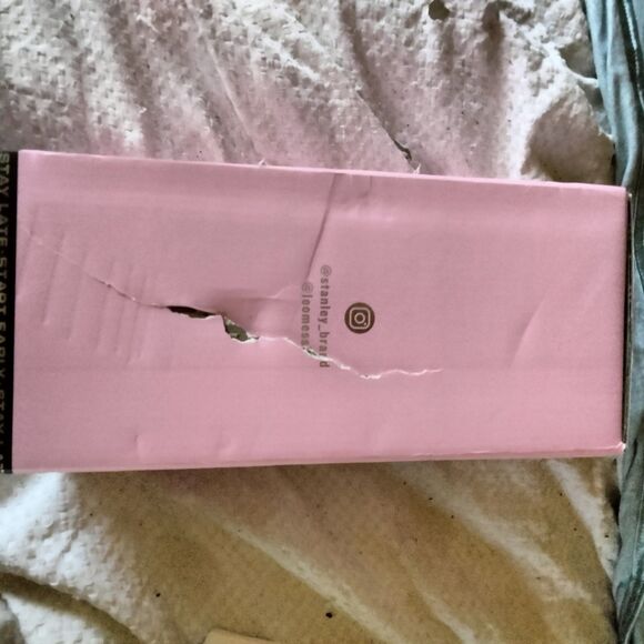 Messi x Stanley Quencher ProTour Flip Straw Tumbler 40 OZ Stainless Steel Pink - Picture 2 of 5